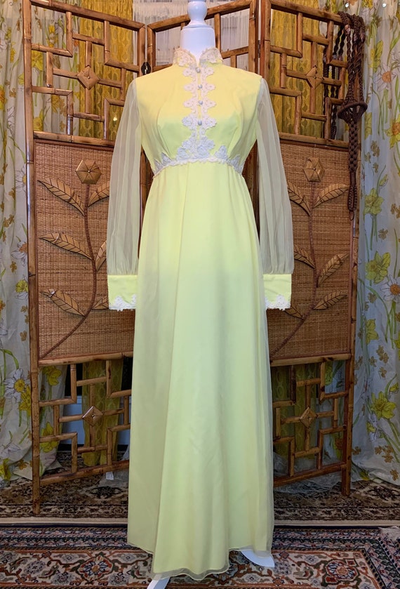 Vintage Pastel Yellow 1960's Psychedelic Maxi Dre… - image 1