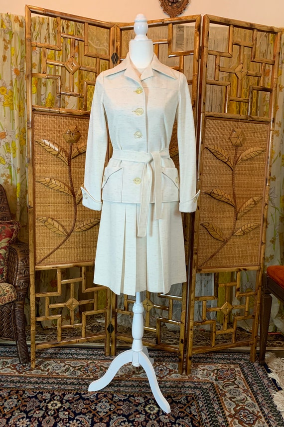 Vintage 1960's Cream Colored Jacket with Waist Ti… - image 3