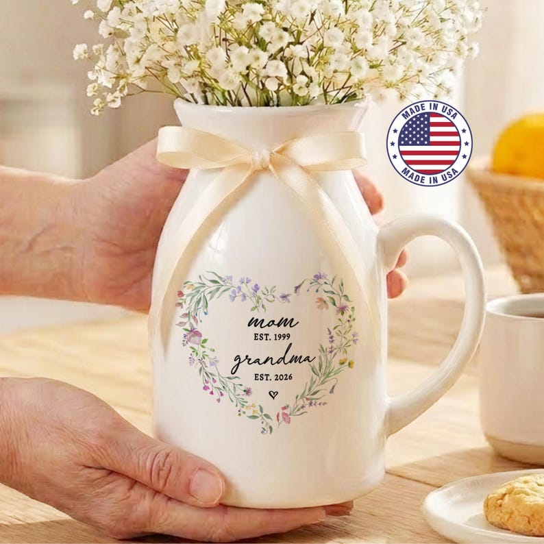 Mother's Day Vase Gift for New Grandma, Flower Vase for Mom, Pregnancy Announcement Moms Gifts