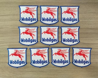 10 Mobil Gas Embroidered Patch: Racing Sport Iron-On Applique