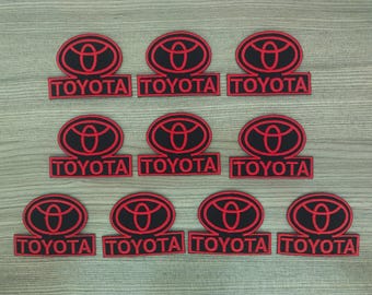 10 parches termoadhesivos bordados en rojo Toyota