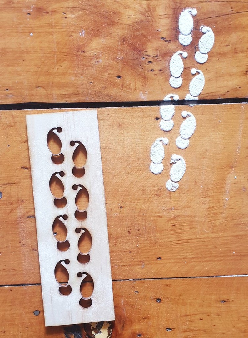 Santa Elf Rudolph Reindeer Footprint Hoof Hooves Stencil - Etsy Australia