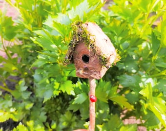 Regalo per la festa della mamma, casetta per gli uccelli da giardino delle fate, arredamento della casa delle bambole, fiori delle fate, accessori delle fate, casetta per gli uccelli in miniatura, uccello in miniatura, fate