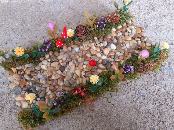 Fairy Garden Path, Miniature Path, Terrarium Accessories, Dollhouse path, Flower pat, Fairy pathway, miniature garden, fairy accessories