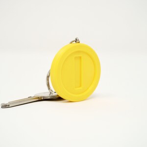 Super Retro Myntnyckelring: Retro Gaming Accessory bild 2