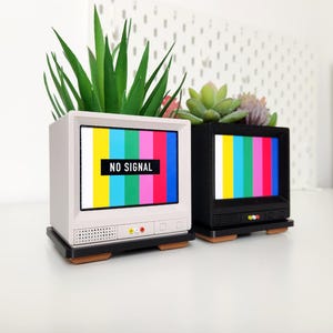 Retro CRT-TV-blomkruka och skrivbordsorganisatör – Anpassningsbar skärm!