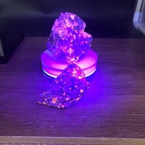 180g,Healing stone,Fluorescent sodalite,syenite, Yooperlite,emberlite,home decor,aquarium display,