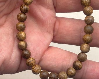 Premium ,natural white qinan Agarwood Bracelet •  cultivated ,oud wood ,healing wood, lucky charm, Aroma Jewelry for Meditation,