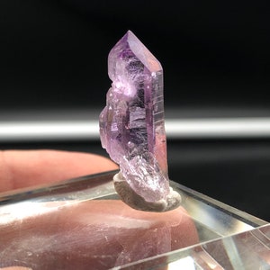 amethyst,Vera Cruz,crystal point,gemstone, Vera Cruz point, crystal healing , protect, meditation, nobility,unique gift for her
