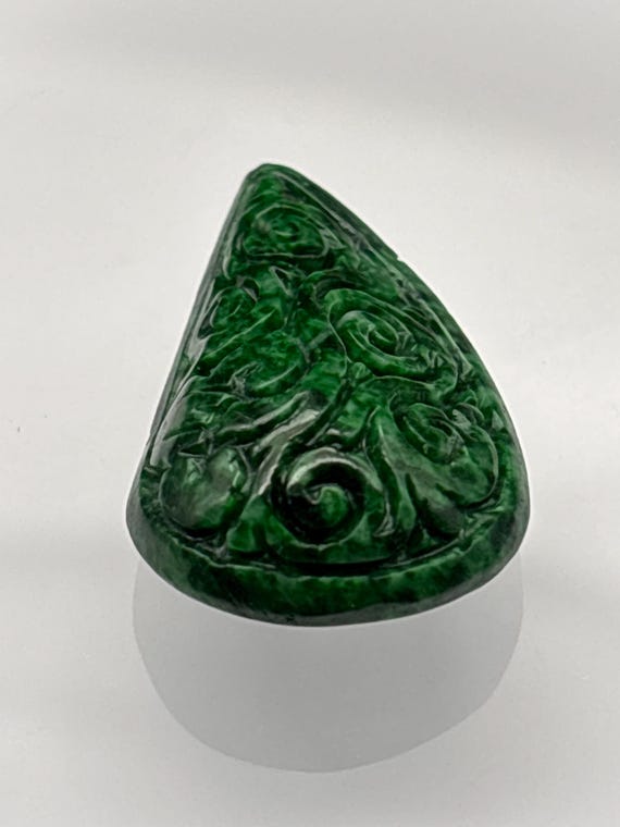 希少なグリーン翡翠ペンダントまたは翡翠アクセサリー、インペリアル