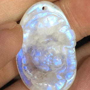 Lotus Flower crystal craving,moonstone pendant, prospers, Noblemen, charm attraction,love, success, gift for her ,Christmas gift,JXcrystal