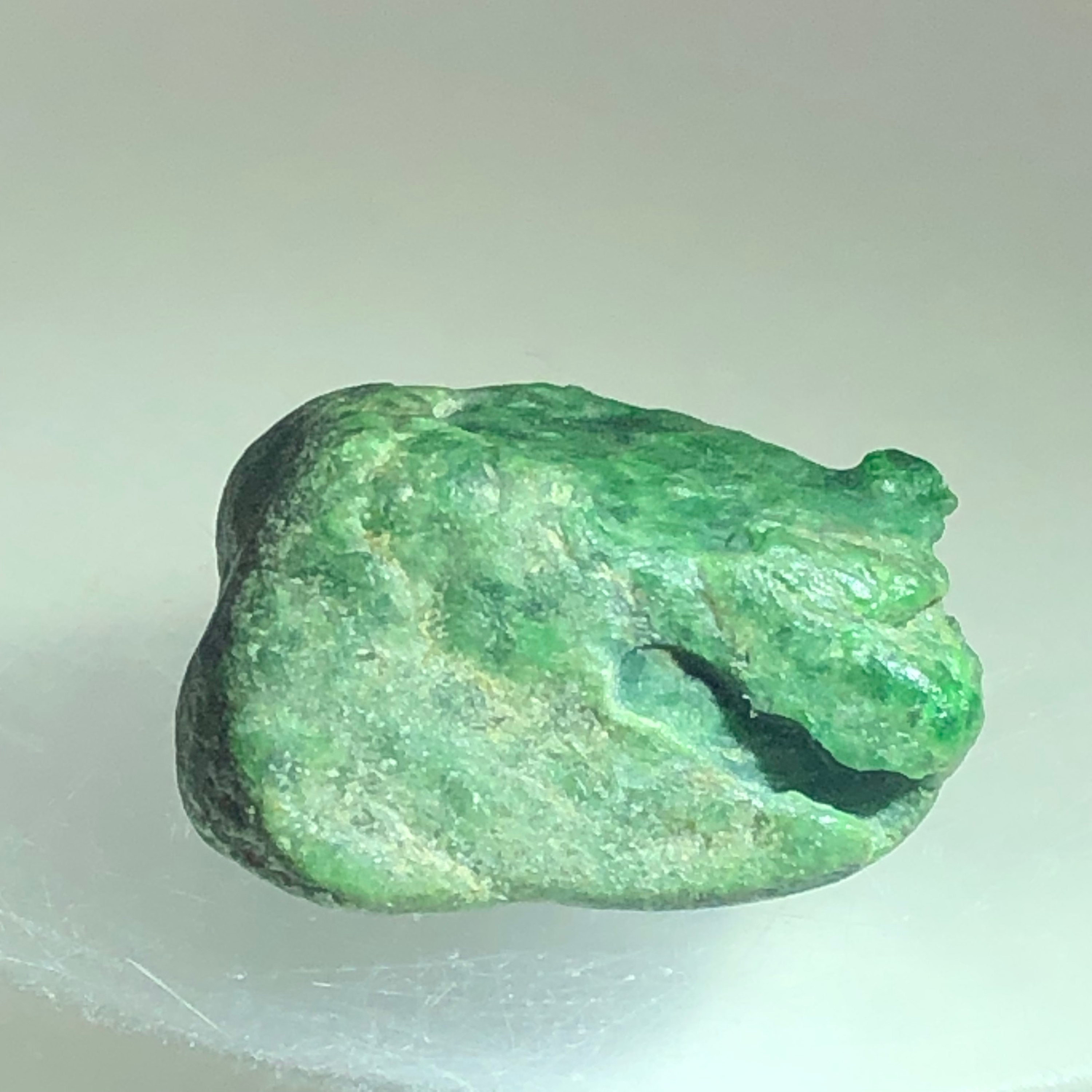 Yang,green,jade Stone,imperial Jade, Feicui Jade, Burmese Yang,green,jade Stone,imperial Jade, Feicui Jade, Burmese