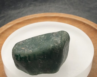 希少！ 産出量の少ない グアテマラ翡翠 JADEITE 原石 多面磨き 452 糸魚川産翡翠 原石 磨き 169g｜国産天然石 通販のキラリ石