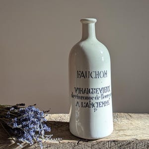 Franse vintage fles Fauchon-azijn, decor keukengerei