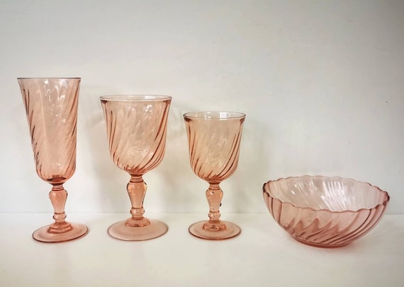 6 Small French Wine Glasses, Pink Swirl Glasses, Pedestal Footed French  Wine Glasses, Retro Drinksware Gift for New Home 