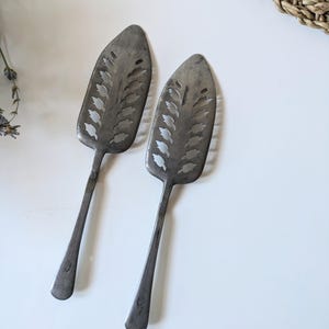 Pair of French vintage absinthe spoons, décorative, collectable metal spoons, vintage alcohol Memorabilia gift for him, French vintage