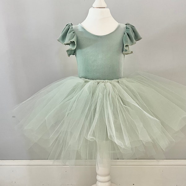 Jupe en tulle Sage Tutu, fille de fleur, demoiselle d’honneur, jupe tutu de ballet. Plus de couleurs disponibles.