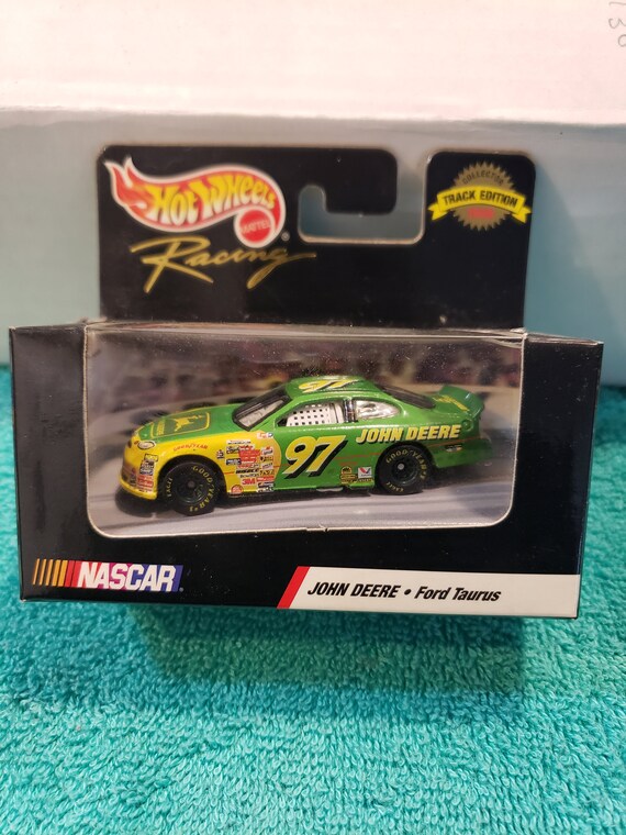 nascar hot wheels track