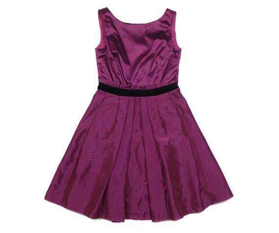 Dolce & Gabbana, Dolce & Gabbana DG Sleeveless Fit and Flare Cocktail Waisband Back Zip Closure Dress