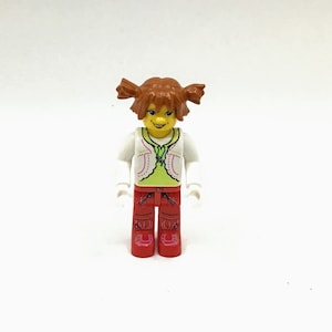 LEGO Tina with White Blouse and Lime Shirt Minifigure