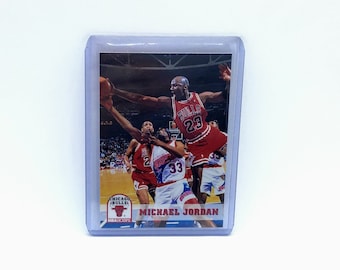 MICHAEL JORDAN 1993 NBA Hoops Skybox #28 Chicago Bulls Basketball Trading Card