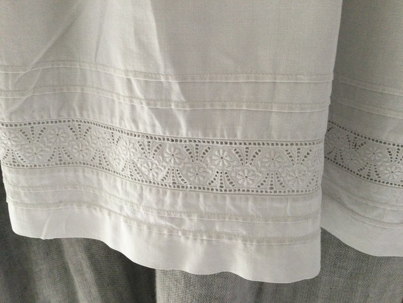 Wirklich süßes antikes französisches Unterkleid aus weißer Baumwolle Bild 3