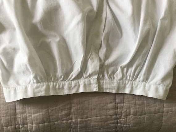 Sweetest little antique white cotton camisole/ bo… - image 6