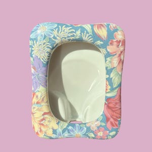 Vintage 80’s Ceramic Floral Picture Frame