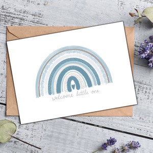 Geburtskarte Junge mit Regenbogen und  HELLO LITTLE ONE Handlettering | Glückwunschkarte Geburt  | Babykarte in blau