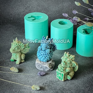 3D Baby dragon molds - Silicone mold dragon - New Year Dragon Molds - Dragon with present mold - Small candle mold - Dragon candle mold