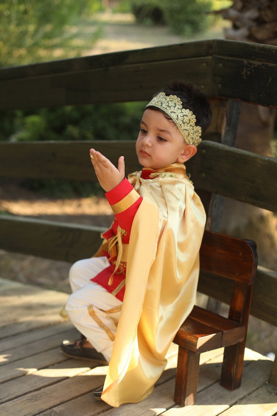 resistencia Triatleta bordado Traje de príncipe de niño pequeño traje rojo de niño pequeño - Etsy España resistencia Triatleta bordado Traje de príncipe de niño pequeño traje rojo de niño pequeño - Etsy España