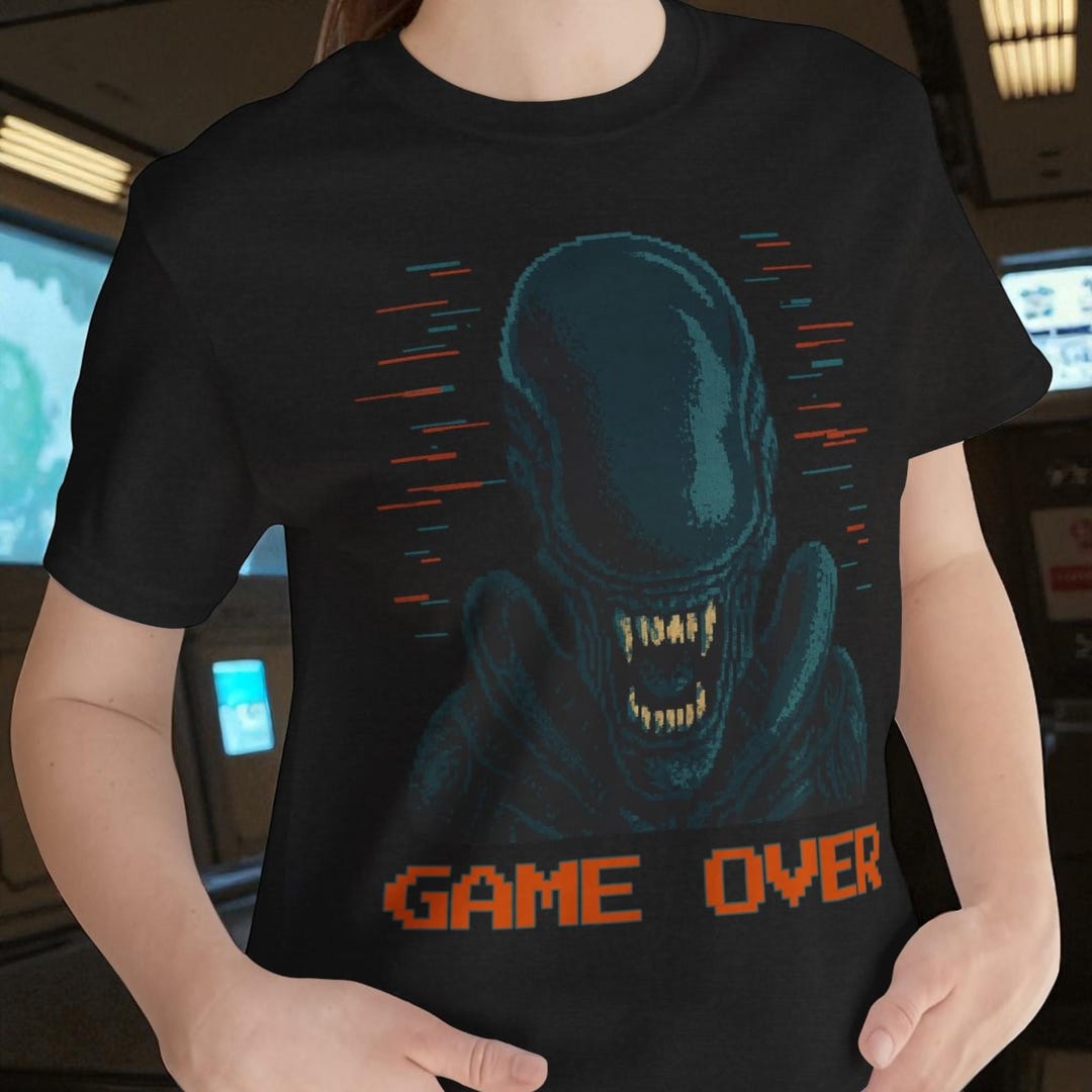Xenomorph T-shirt: Retro 8-bit Alien Fan Sci-fi Horror - Etsy