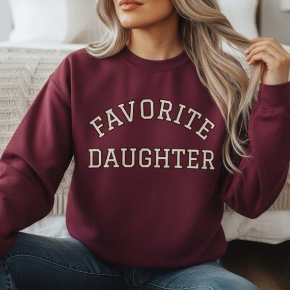 Favorite Daughter Sweatshirt: Fall Fashion Cozy Crewneck