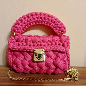 Bolso de crochet rosa, hecho a mano, diseño, moderno, tejido, tejido, bolso de hombro, monedero, hilo tejido a mano, bandolera, regalo para ella, color de tejido