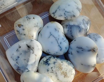 Dendritic White Opal Hearts. 3 sizes to choose. Madagascar Opal w/Dendrites. LOVE Palmstones, pocket crystal. Creamy Earthy Natural Stone.
