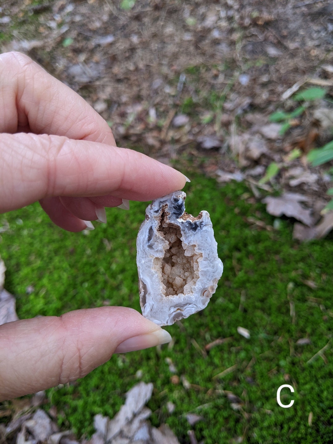 Mini Geodes Mini Druzy Geodes With Stunning Crystal Sparkle. Oco Occo Tiny Cut ...