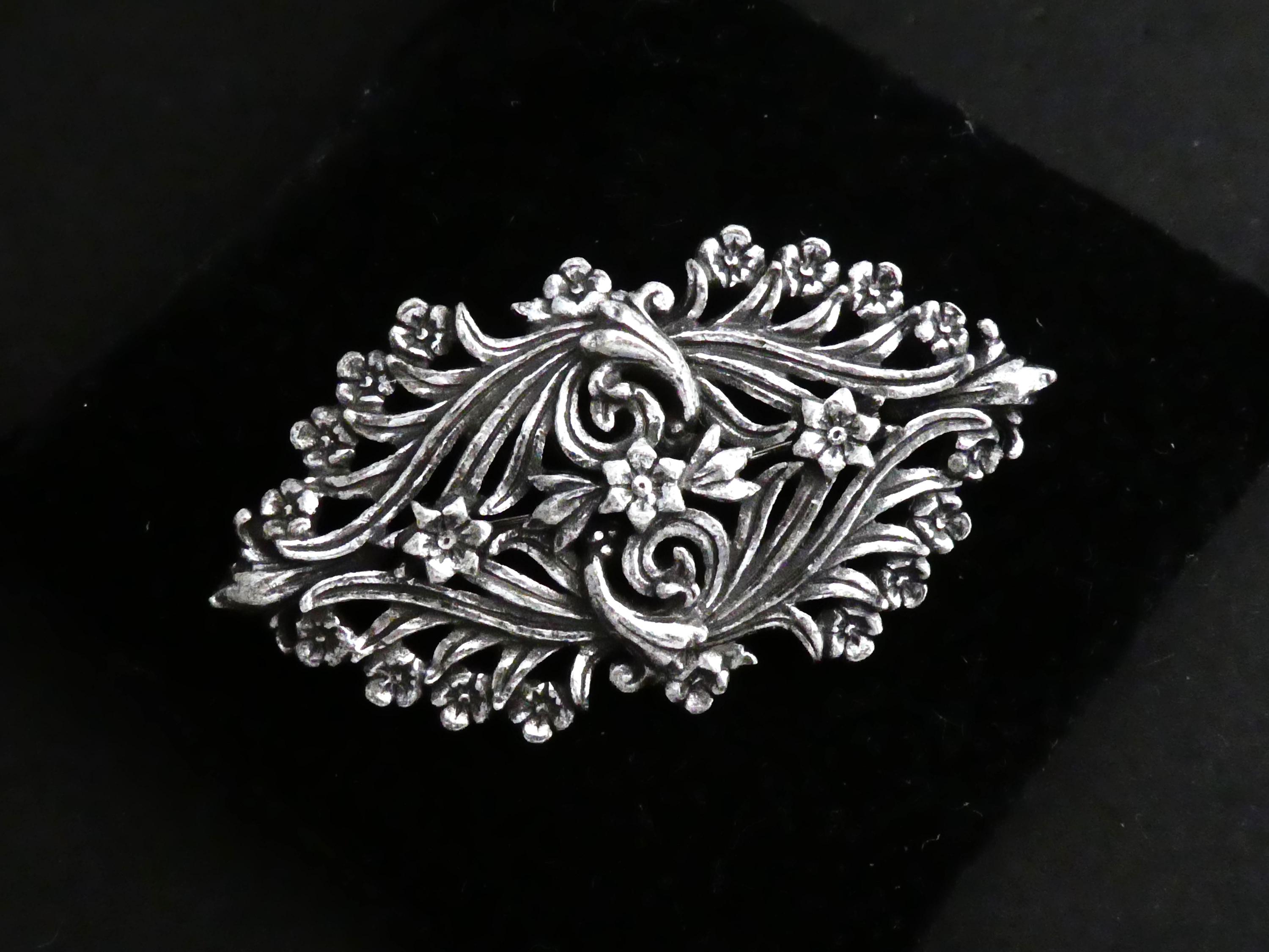 Miracle brooch - Etsy 日本 Miracle brooch - Etsy 日本