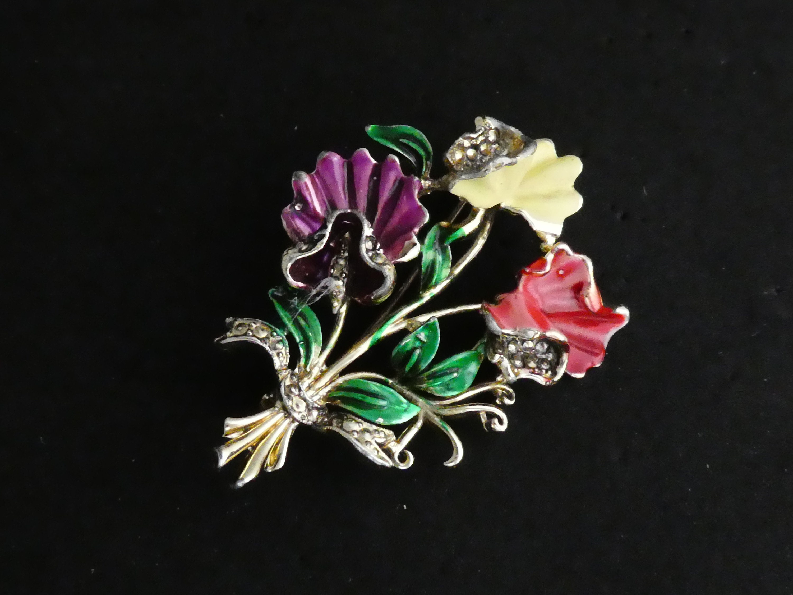 60年代のエキゾチックなブローチ - Etsy 日本