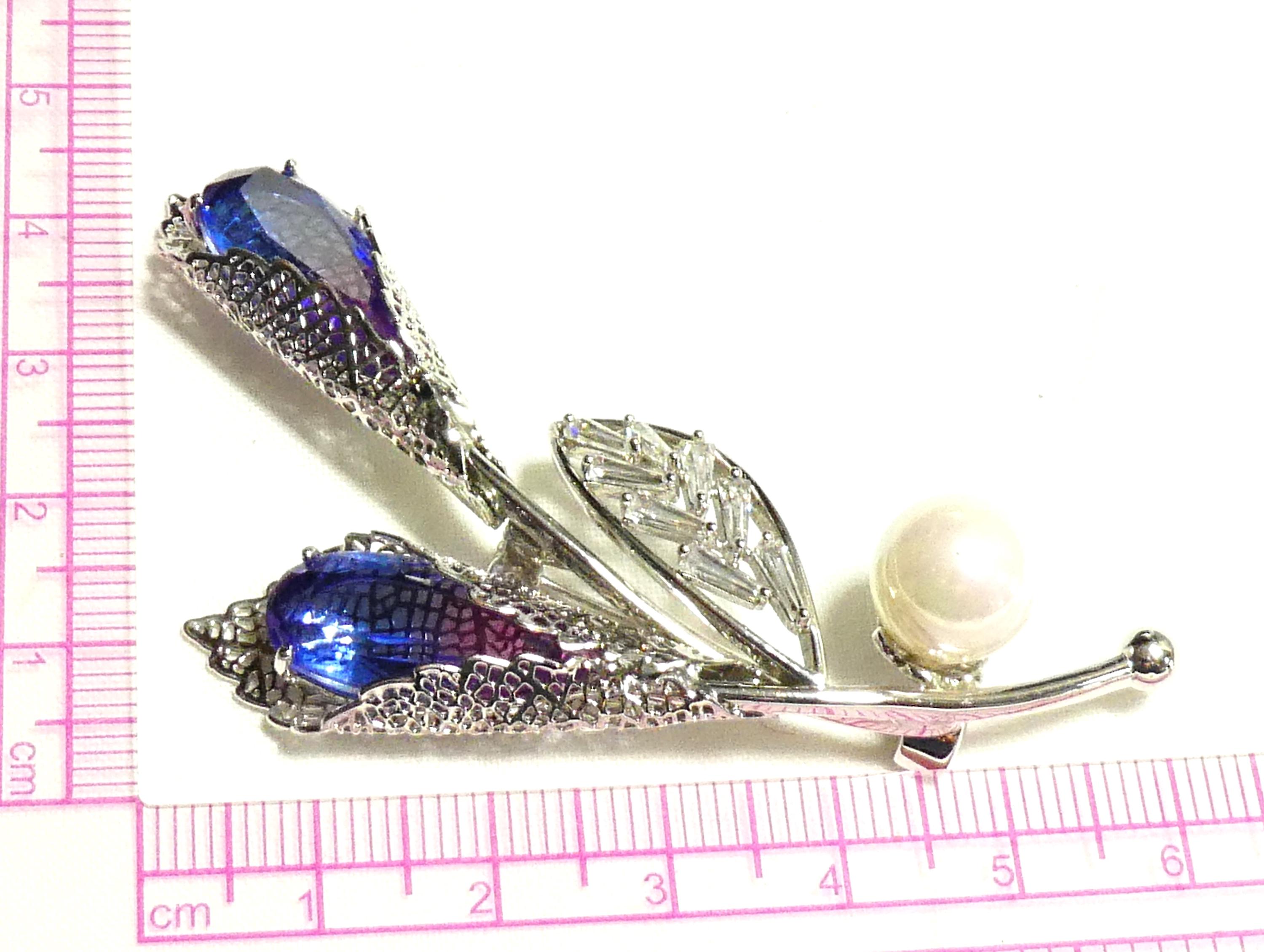 Broche Vintage Ronde Argentée Avec Cristaux, Rose, Perle Bleu Turquoise - Modèle 4482
