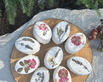 Chamomile Lavender Bath Bombs with Pressed Flowers, Botanical Gift Set, Stocking Stuffer, Christmas Present