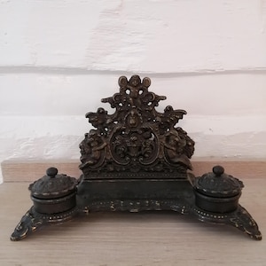Encrier vintage et porte-lettres Italien, decor Rococo, laiton massif