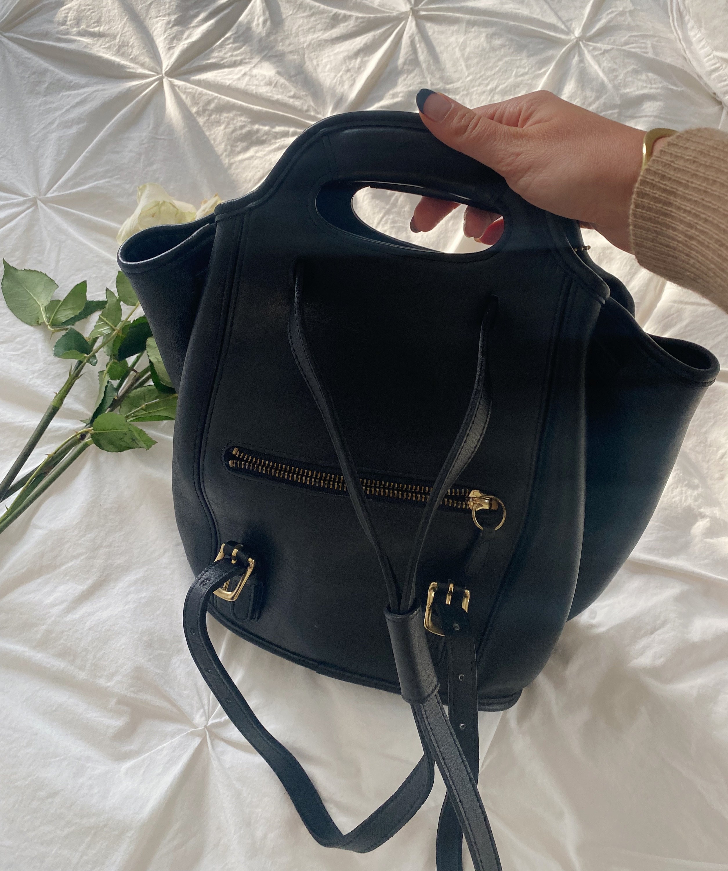 Vintage Coach Black Leather Convertible Backpack Bag 9994 Vintage Black Leather Coach Backpack With Top Handle  main image 3