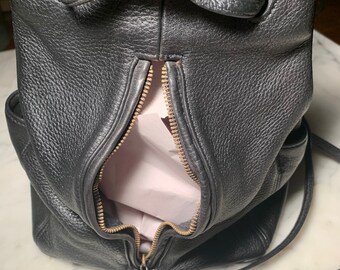 Vintage Black Pebbled Coach Sonoma Backpack/ Sling Bag Non6g  display picture 1