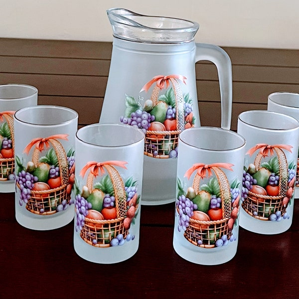 Vintage Brillant 7 PCS juice / beverage set 6 glasses and a pitcher, frosted glass floral design , new in its original box