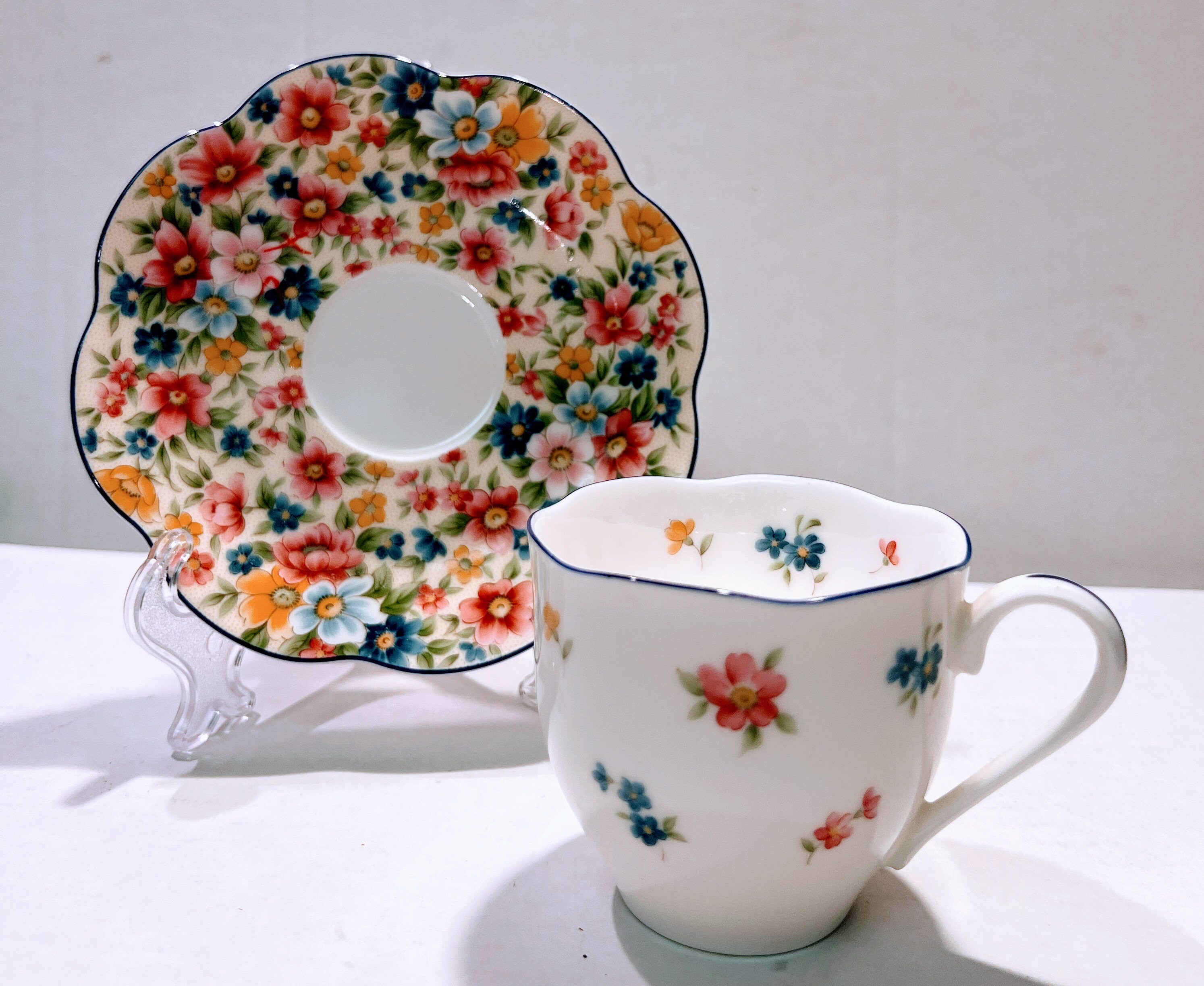 Vintage Porcelain Holly Hobbie Happy Mother's Day Plate With