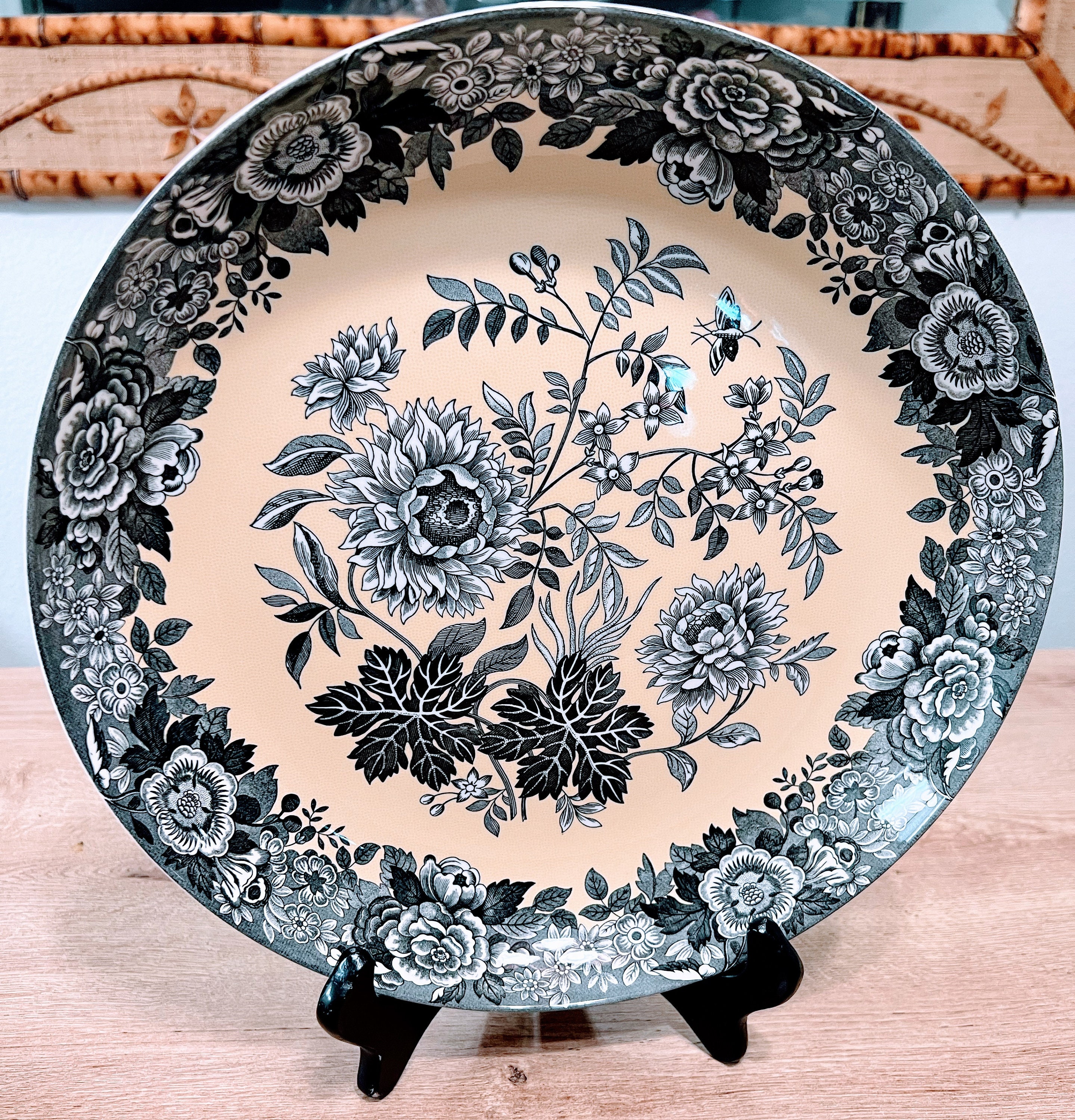 SPODE England Archive Collection Jasmine Pink Brown 11 3/4