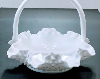 ヴィンテージ フェントン ミルクガラス ホブネイルバスケット - 幅12
