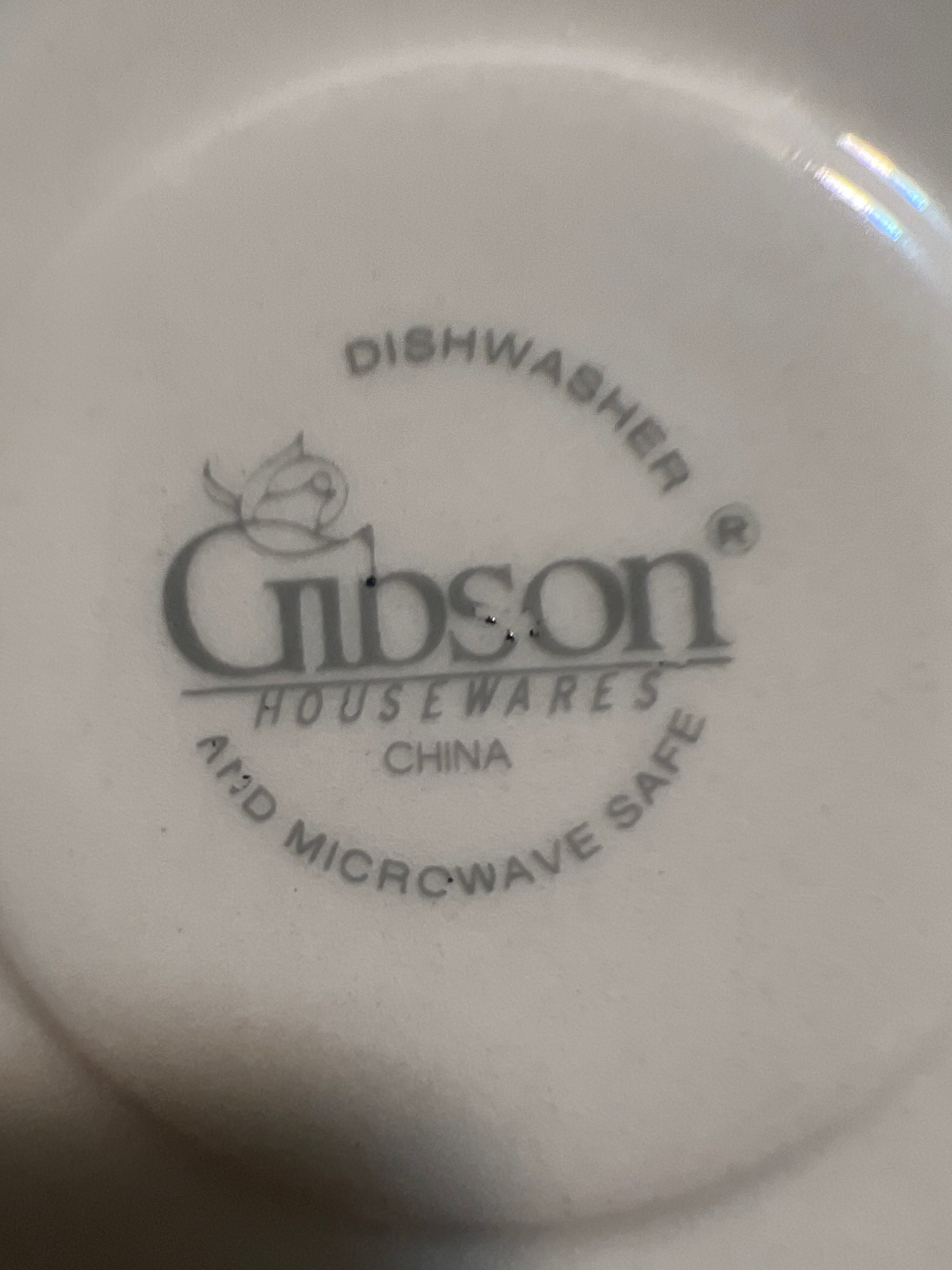 Service de vaisselle 30 pièces Ogalla par Gibson 105966.30