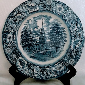 Liberty Blue  Original Dinner Plate Independence Hall Staffordshire England  size 10”