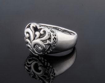 Sterling Silver Open Work Filligree Heart statement ring Size 7